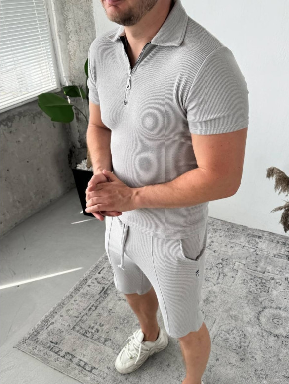 Літній костюм в рубчик