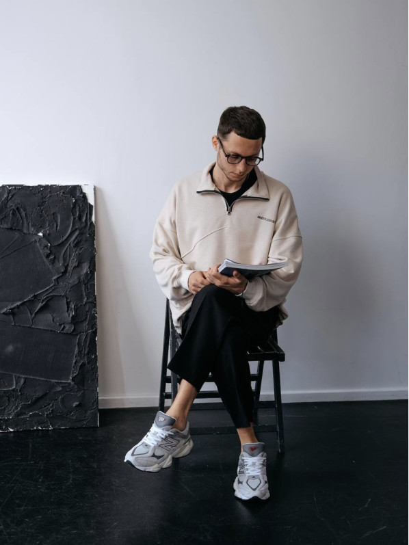 Oversize кофта з надписом Oversize кофта з надписом