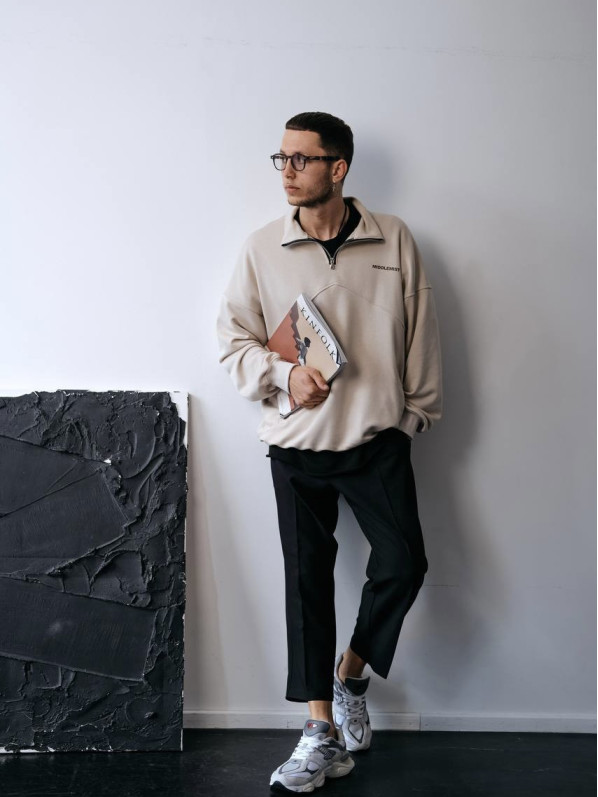 Oversize кофта з надписом Oversize кофта з надписом