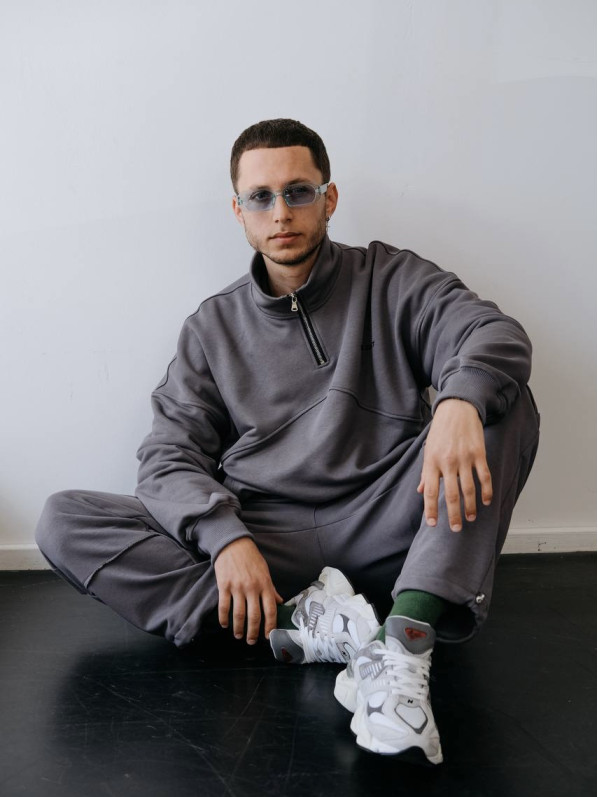 Oversize кофта з надписом Oversize кофта з надписом