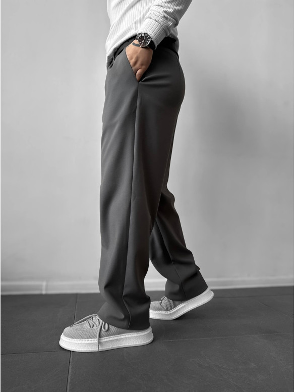 Класичні брюки вільного крою