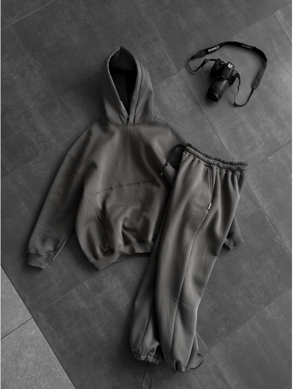 Oversize костюм з вишивкою