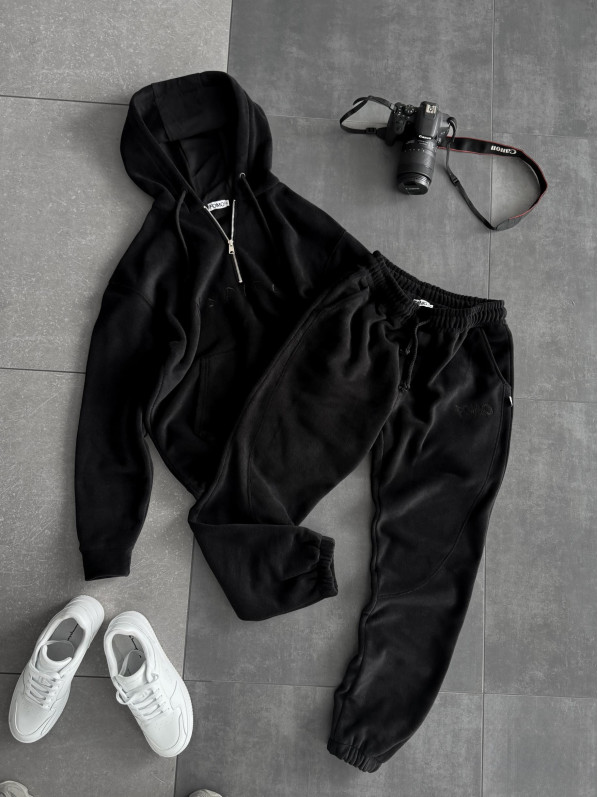 Флісовий oversize костюм з вишивкою Флісовий oversize костюм з вишивкою