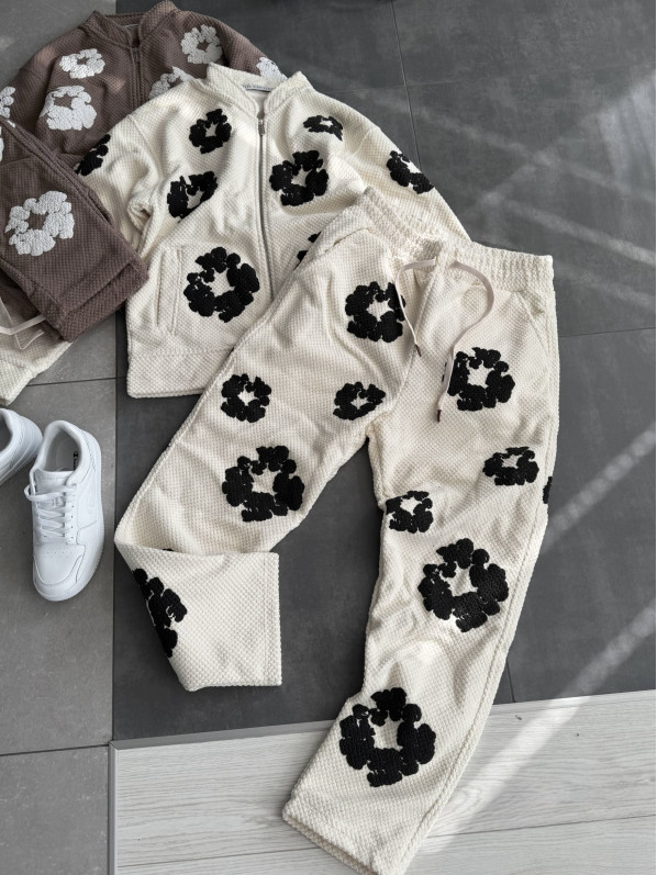 Oversize костюм на флісі з принтом Oversize костюм на флісі з принтом