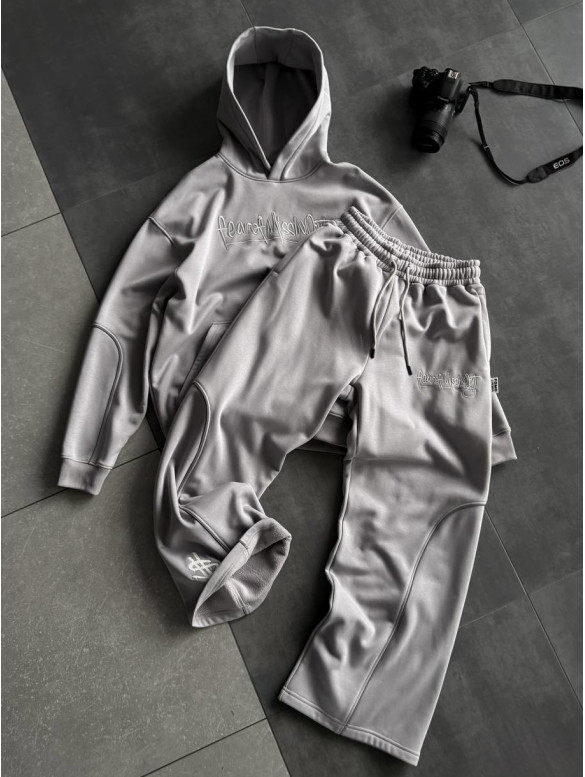 Oversize костюм з вишивкою