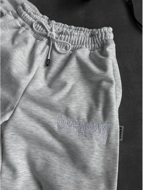 Oversize костюм з вишивкою