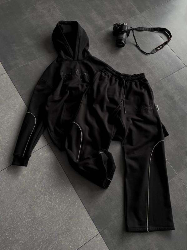 Oversize костюм з вишивкою
