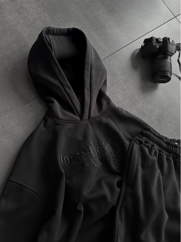 Oversize костюм з вишивкою
