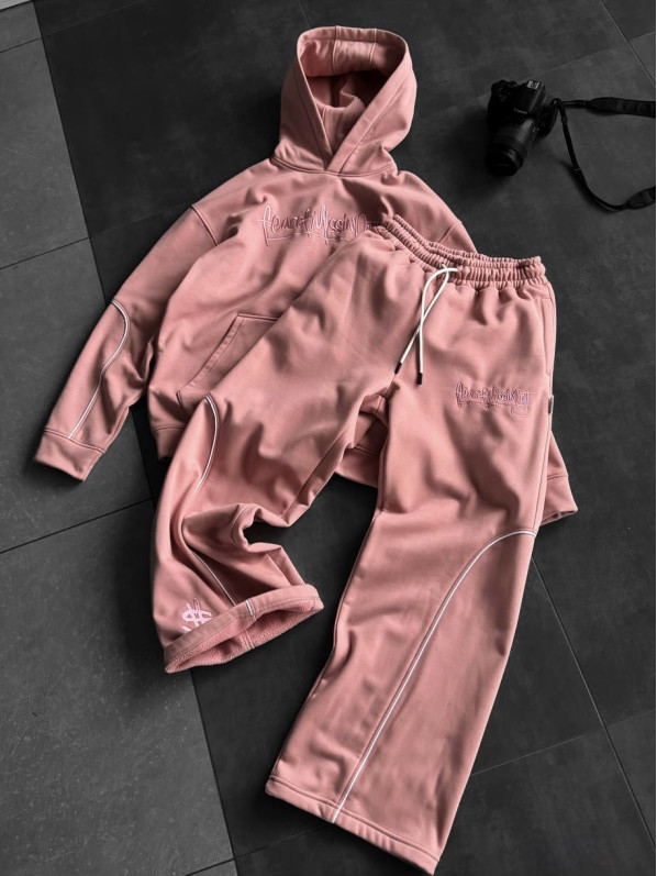 Oversize костюм з вишивкою Oversize костюм з вишивкою
