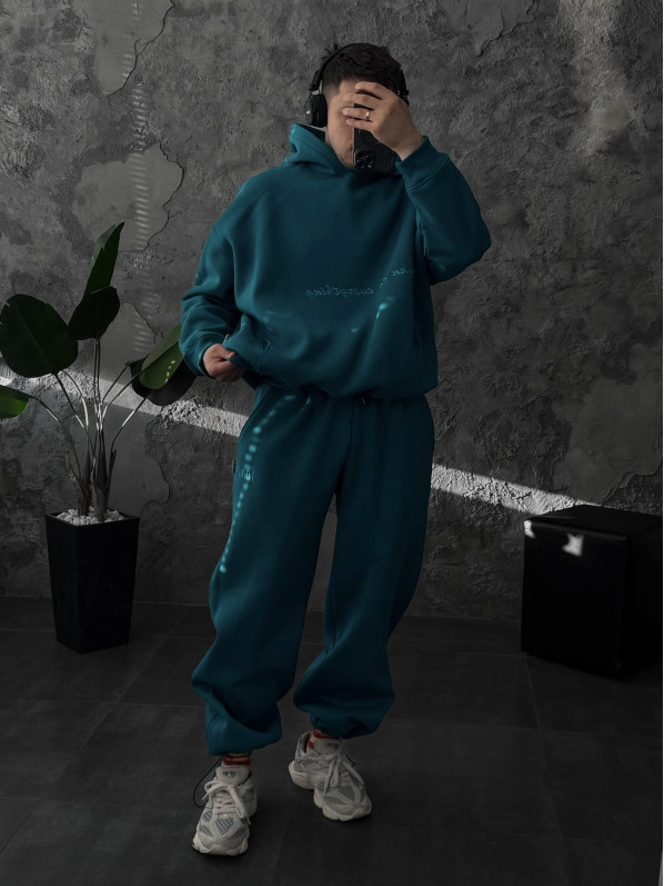 Oversize костюм з вишивкою