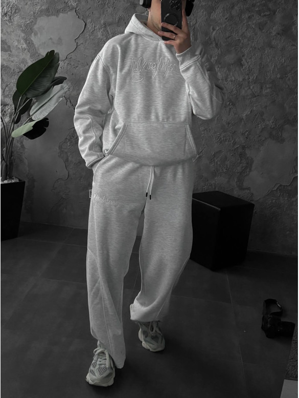Oversize костюм з вишивкою
