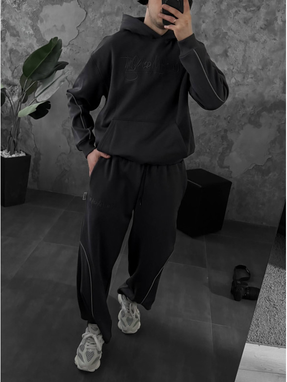 Oversize костюм з вишивкою