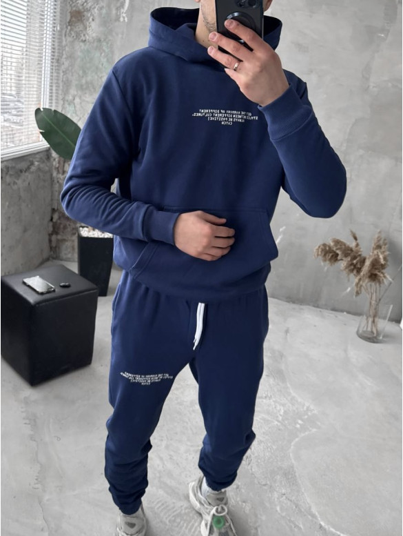 Спортивний костюм з надписом