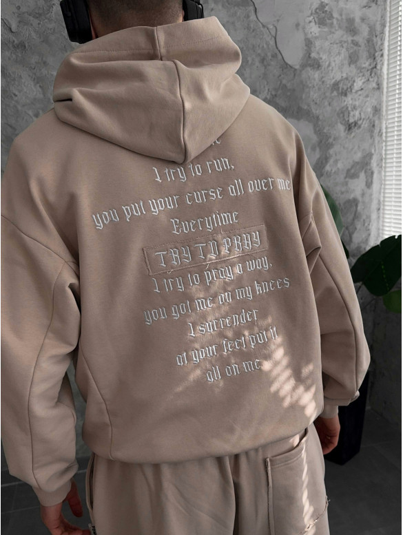 Oversize костюм з вишивкою
