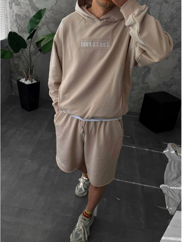 Oversize костюм з вишивкою