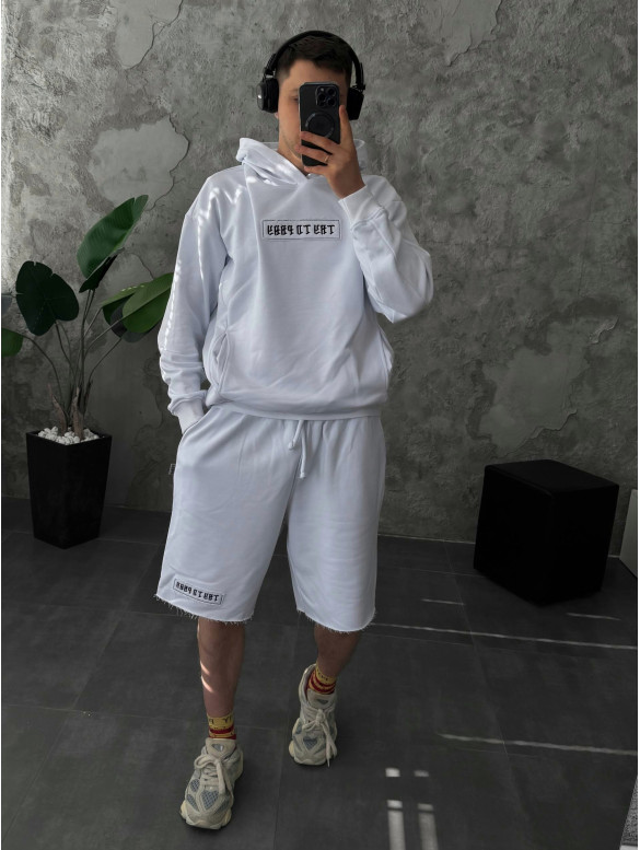 Oversize костюм з вишивкою