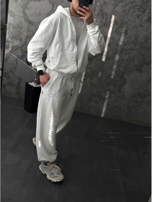 Спортивний костюм на блискавці