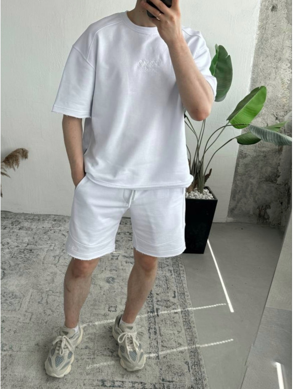Oversize костюм з вишивкою