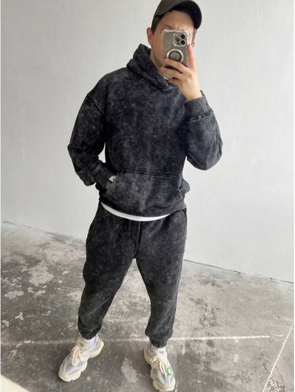 Oversize костюм з ефектом tie-dye