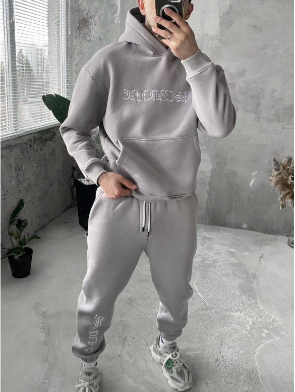 Oversize костюм з вишивкою