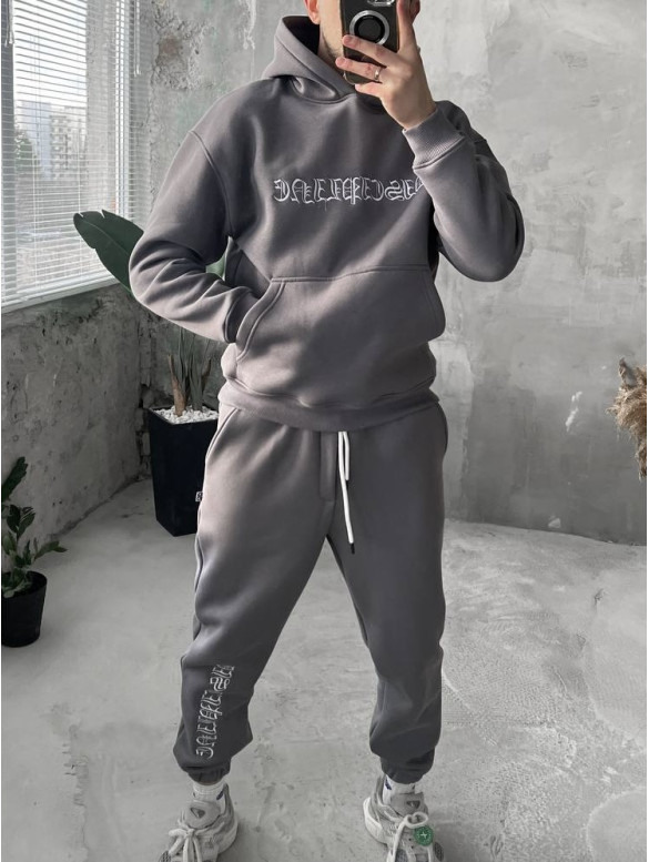 Oversize костюм з вишивкою