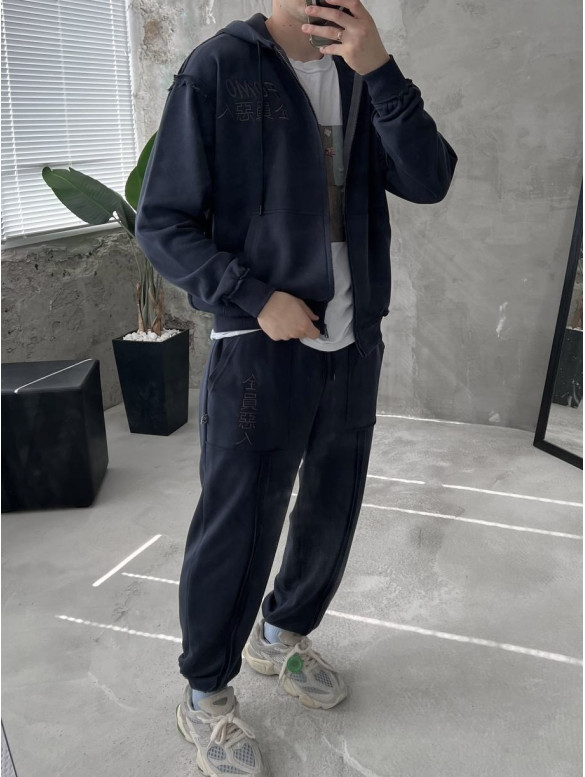 Oversize костюм з акцентними швами