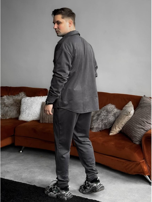 Замшевий oversize костюм