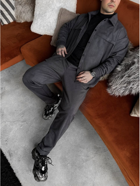 Замшевий oversize костюм