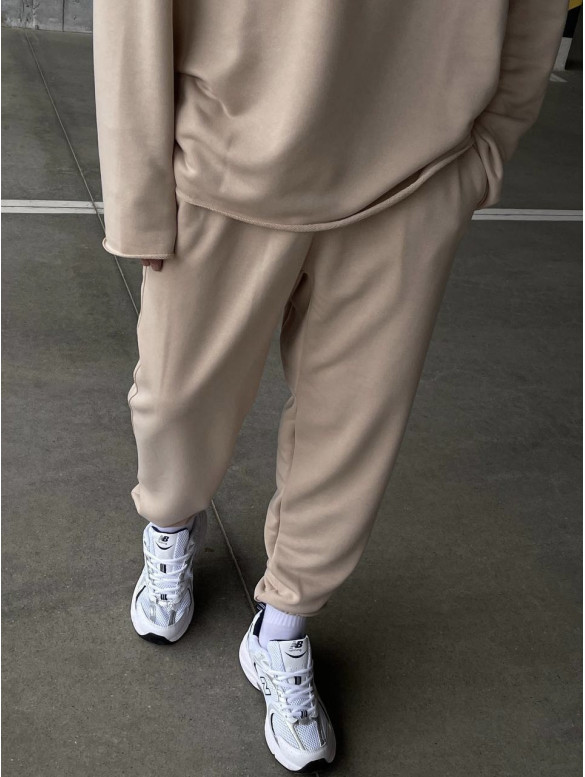 Базовий oversize костюм