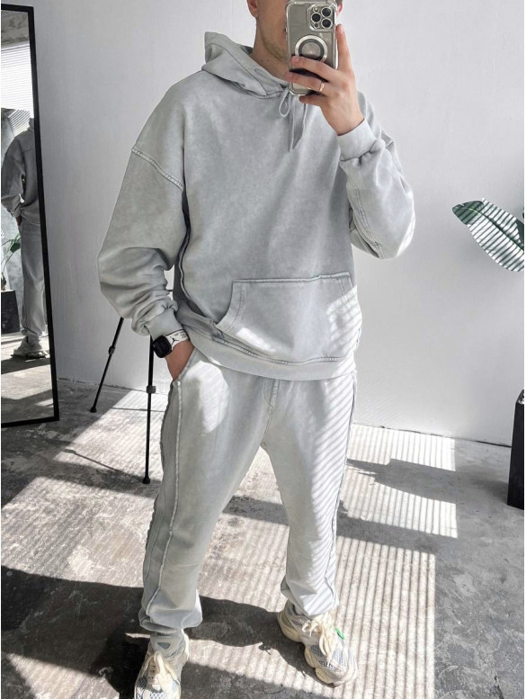 Oversize костюм з ефектом tie-dye