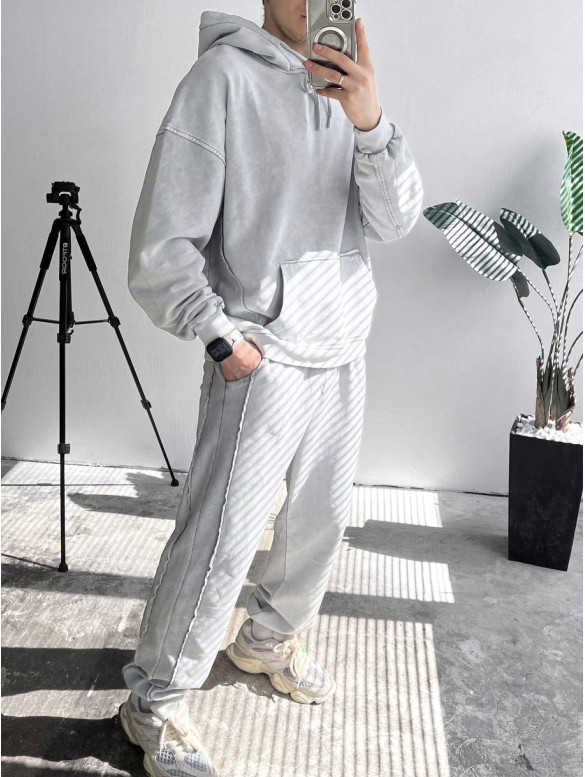 Oversize костюм з ефектом tie-dye