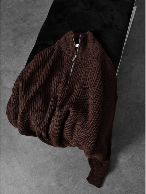 Об'ємний светр з замочком