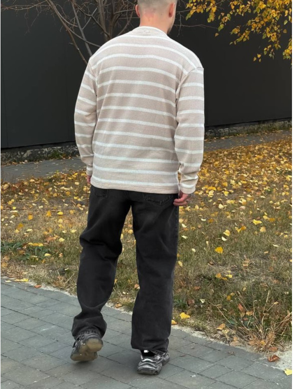 Светр у смужку