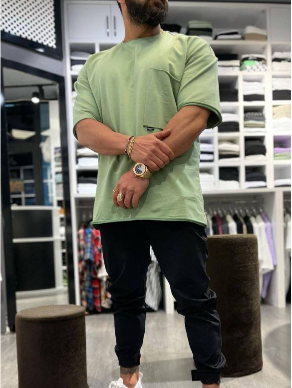 Oversize футболка з кишенею