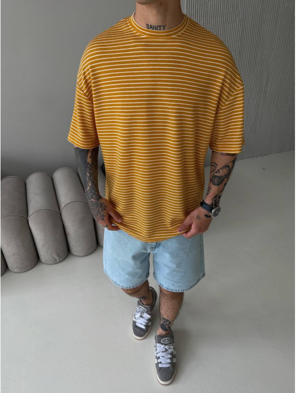 Oversize футболка у смужку
