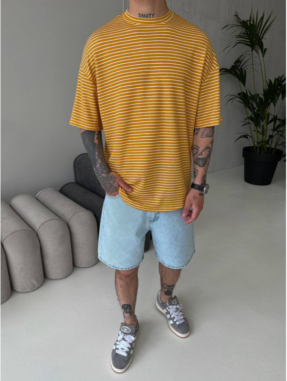 Oversize футболка у смужку