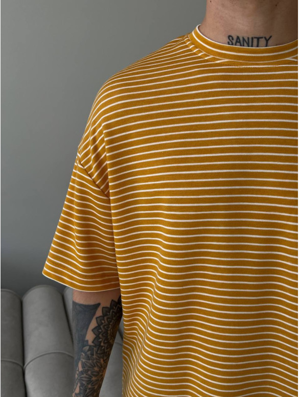 Oversize футболка у смужку