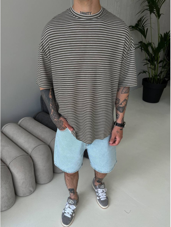 Oversize футболка у смужку