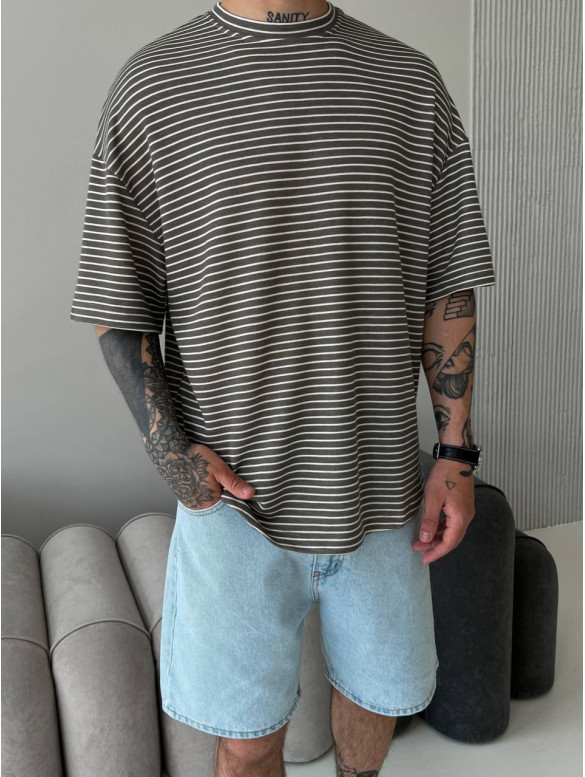 Oversize футболка у смужку