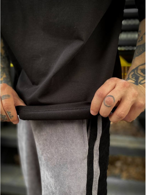 Oversize футболка з принтом