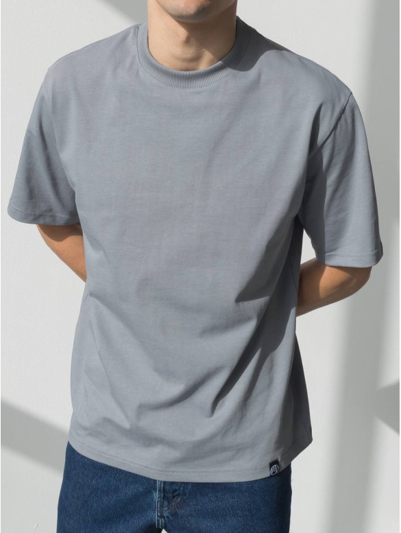 Базова oversize футболка