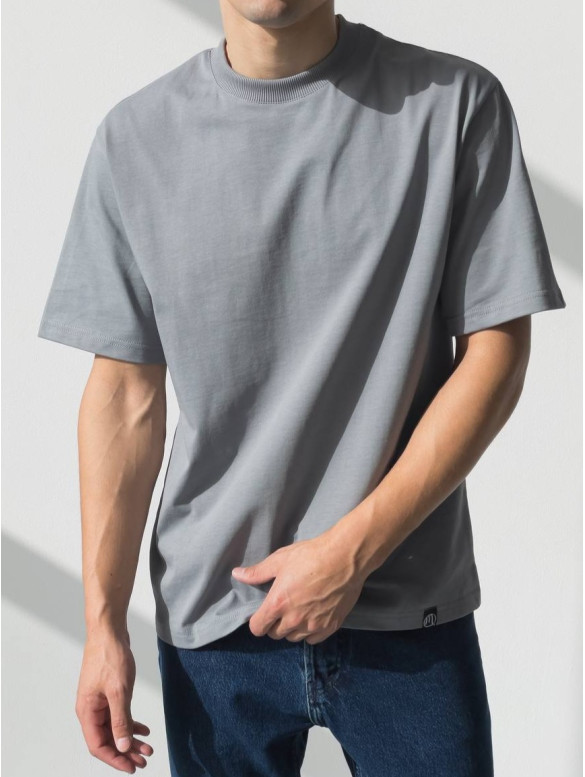 Базова oversize футболка