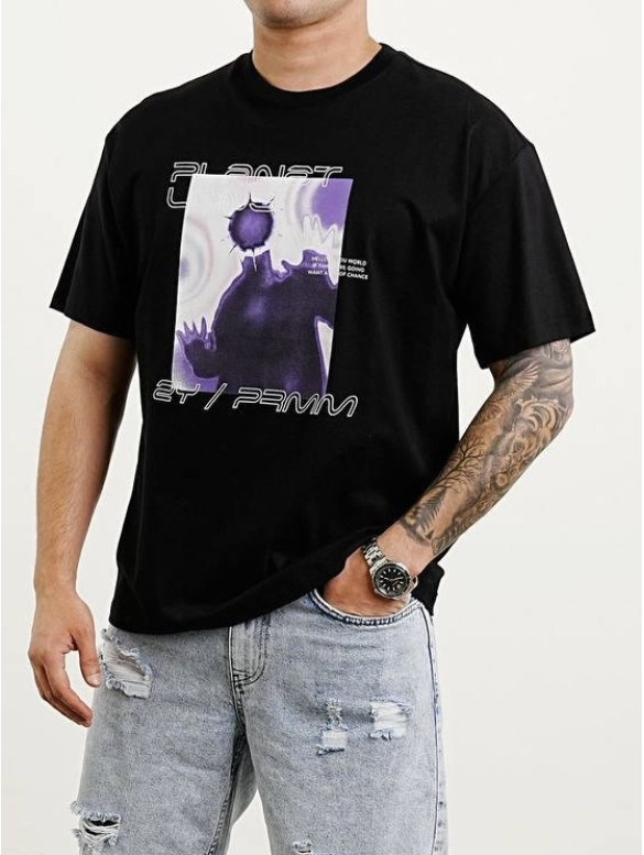 Oversize футболка з принтом