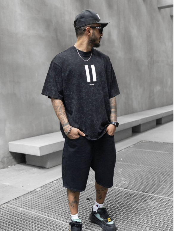 Oversize футболка з мінімалістичним принтом