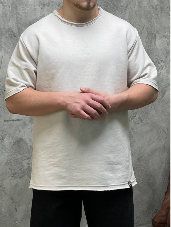 Oversize футболка з необробленим краєм
