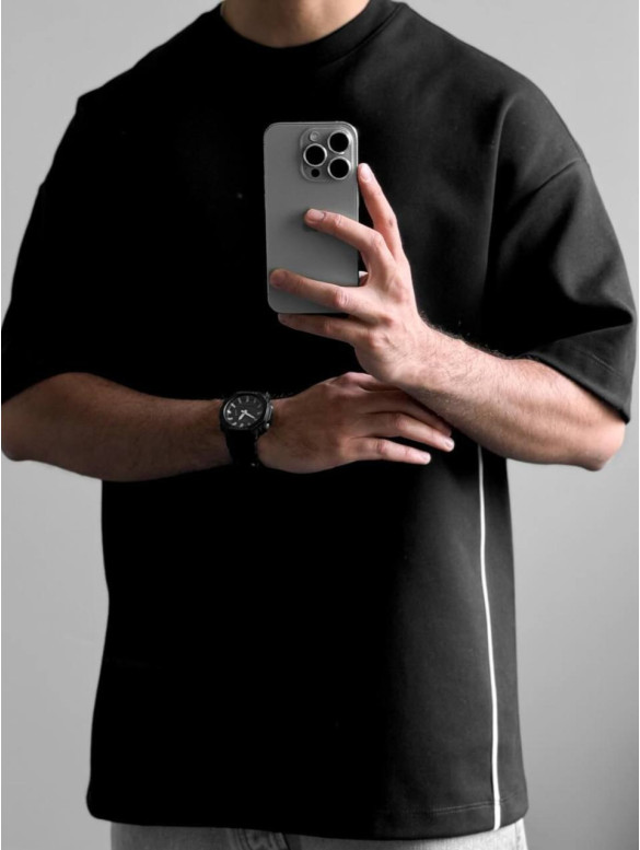 Oversize футболка з акцентною смужкою