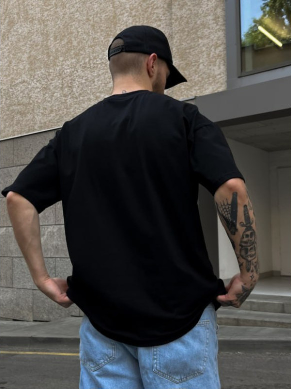 Oversize футболка з принтом