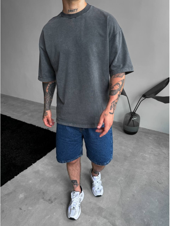 Oversize футболка з вивареної тканини