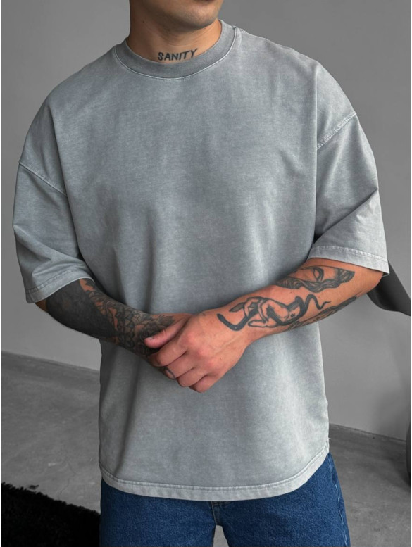 Oversize футболка з вивареної тканини