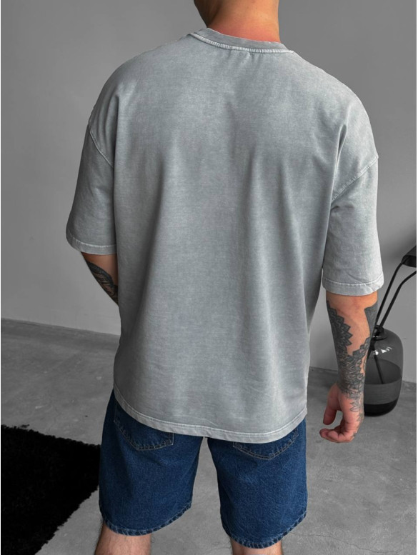 Oversize футболка з вивареної тканини